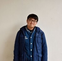 黃育上圖片